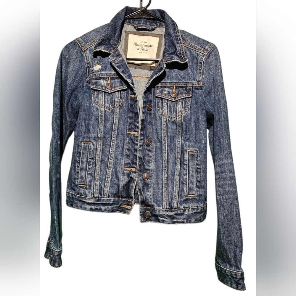 Abercrombie & Fitch Women's Blue Denim Jacket Size Small EUC 18 PTP